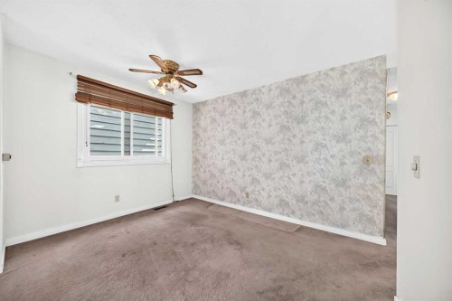 6437 Coach Hill Road Sw, Calgary, AB - Indoor Photo Showing Other Room