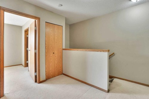 575-100 Jordan Parkway, Red Deer, AB - Indoor Photo Showing Other Room