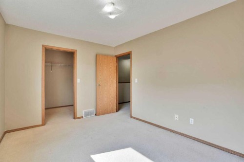 575-100 Jordan Parkway, Red Deer, AB - Indoor Photo Showing Other Room
