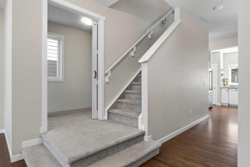 213 Mahogany Heights Se, Calgary, AB - Indoor Photo Showing Other Room