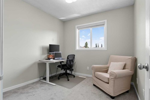 213 Mahogany Heights Se, Calgary, AB - Indoor Photo Showing Office