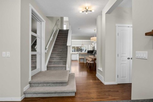 213 Mahogany Heights Se, Calgary, AB - Indoor Photo Showing Other Room