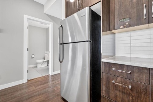 304-607 17 Avenue Nw, Calgary, AB - Indoor
