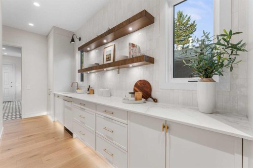 2608 13 Avenue Nw, Calgary, AB 