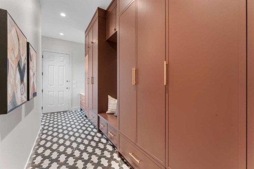 2608 13 Avenue Nw, Calgary, AB 