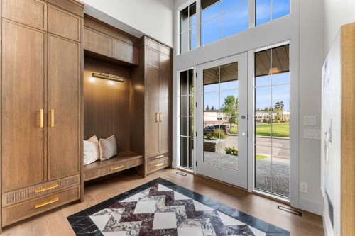 2608 13 Avenue Nw, Calgary, AB 