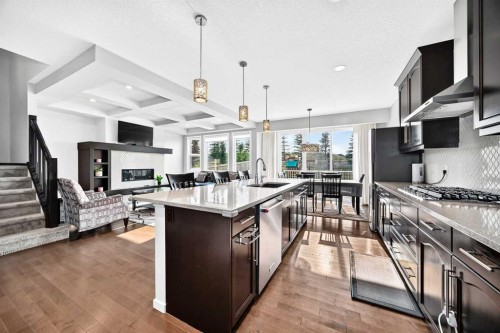 296 Nolancrest Heights Nw, Calgary, AB - Indoor Photo Showing Kitchen With Upgraded Kitchen