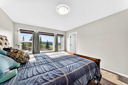 296 Nolancrest Heights Nw, Calgary, AB - Indoor Photo Showing Bedroom