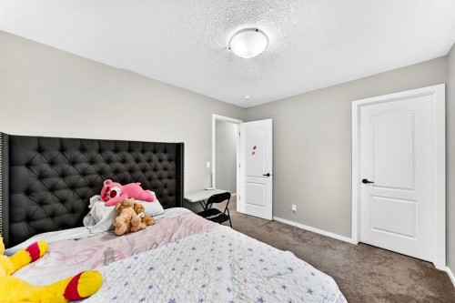 296 Nolancrest Heights Nw, Calgary, AB - Indoor Photo Showing Bedroom
