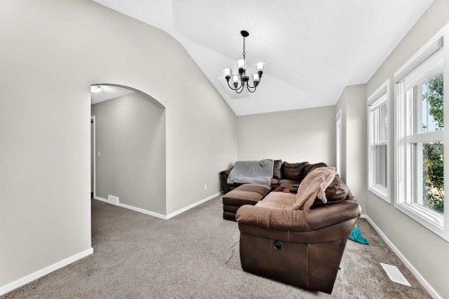 296 Nolancrest Heights Nw, Calgary, AB - Indoor