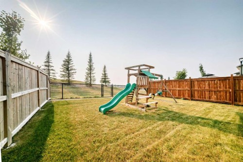 296 Nolancrest Heights Nw, Calgary, AB - Outdoor