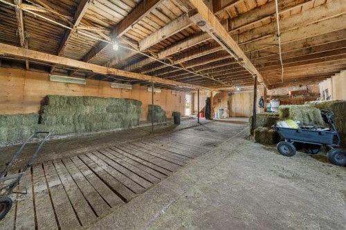 250035 Township Road 304, Rural Kneehill County, AB - Indoor Photo Showing Basement