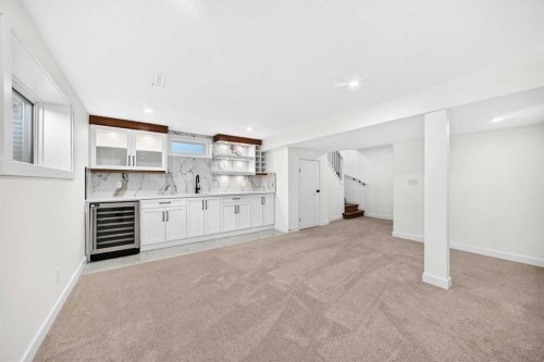 808 Avonlea Place Se, Calgary, AB - Indoor