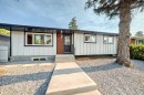 808 Avonlea Place Se, Calgary, AB  - Outdoor 