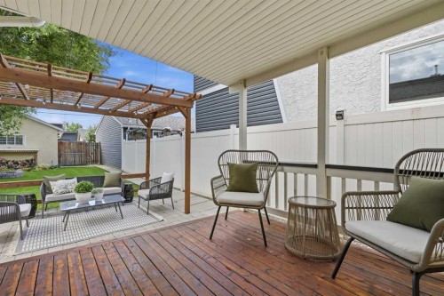 121 15 Street Nw, Calgary, AB - Outdoor With Deck Patio Veranda With Exterior