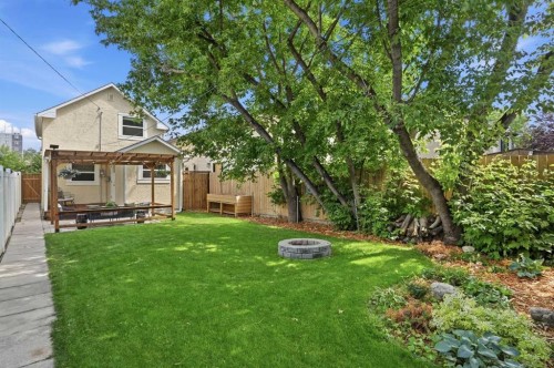 121 15 Street Nw, Calgary, AB - Outdoor With Deck Patio Veranda