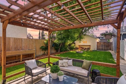 121 15 Street Nw, Calgary, AB - Outdoor With Deck Patio Veranda With Exterior