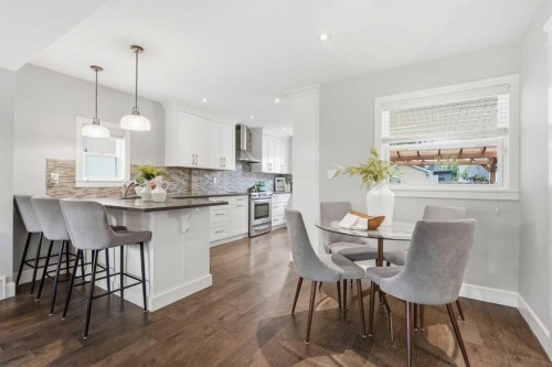 121 15 Street Nw, Calgary, AB - Indoor Photo Showing Other Room