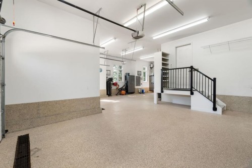 8 Blueridge Drive, Rural Rocky View County, AB - Indoor