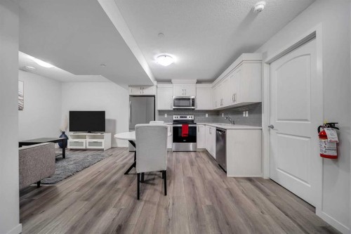 132 Howse Crescent Ne, Calgary, AB - Indoor Photo Showing Kitchen