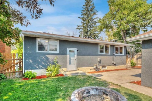 4819 Memorial Drive Se, Calgary, AB - Outdoor