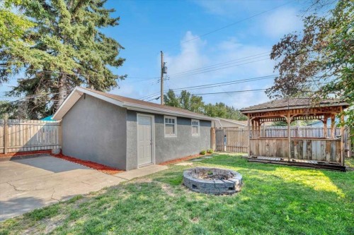 4819 Memorial Drive Se, Calgary, AB - Outdoor