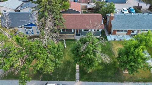 4819 Memorial Drive Se, Calgary, AB - Outdoor