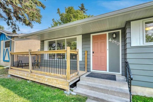 4819 Memorial Drive Se, Calgary, AB - Outdoor With Deck Patio Veranda With Exterior