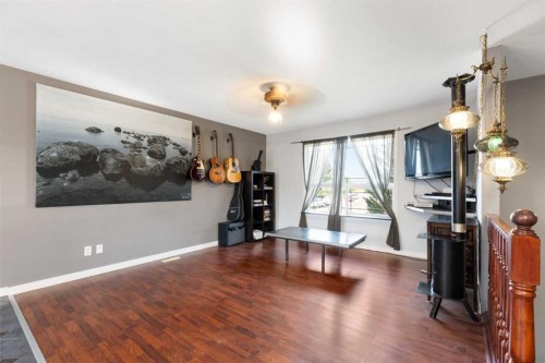 1501 Strathcona Close, Strathmore, AB - Indoor