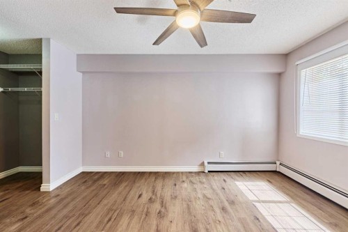 106-126 14 Avenue Sw, Calgary, AB - Indoor Photo Showing Other Room