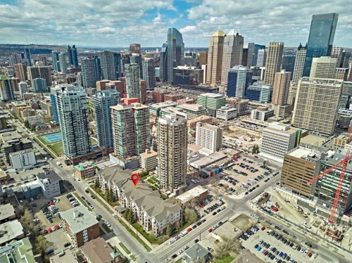 106-126 14 Avenue Sw, Calgary, AB - Outdoor With View