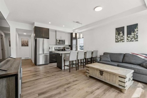 103 Spring Creek Common Sw, Calgary, AB - Indoor