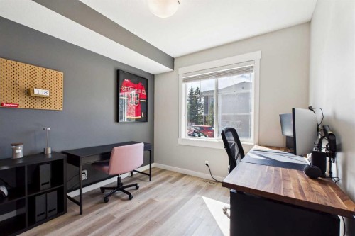 1-67 West Coach Manor Sw, Calgary, AB - Indoor Photo Showing Office