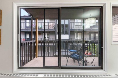39-3519 49 Street Nw, Calgary, AB - Indoor Photo Showing Other Room