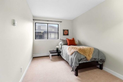 39-3519 49 Street Nw, Calgary, AB - Indoor Photo Showing Bedroom