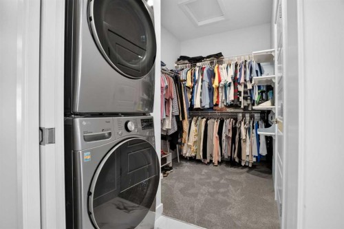 318 Marina Cove Se, Calgary, AB - Indoor Photo Showing Laundry Room
