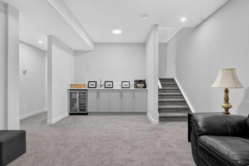 318 Marina Cove Se, Calgary, AB - Indoor