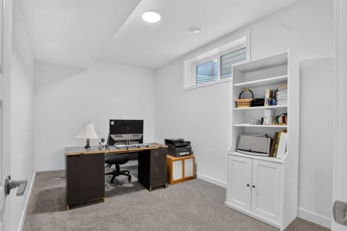 318 Marina Cove Se, Calgary, AB - Indoor Photo Showing Office