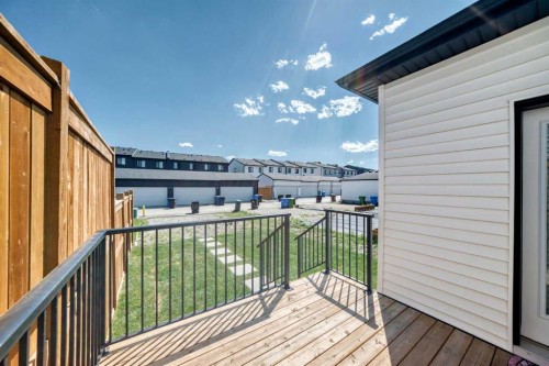 211 Silverton Glen Crescent Sw, Calgary, AB - Outdoor With Exterior