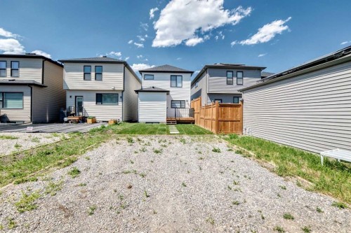 211 Silverton Glen Crescent Sw, Calgary, AB - Outdoor