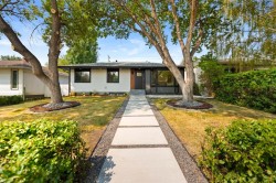 439 Arlington Drive SE Calgary, AB T2H 1S4