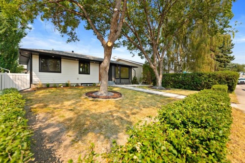 439 Arlington Drive Se, Calgary, AB - Outdoor