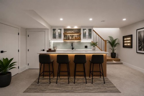 439 Arlington Drive Se, Calgary, AB - Indoor