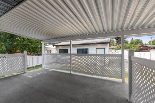 439 Arlington Drive Se, Calgary, AB - Outdoor With Deck Patio Veranda With Exterior
