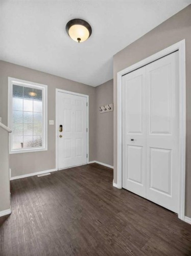 14 Wells Court, Leduc, AB - Indoor Photo Showing Other Room