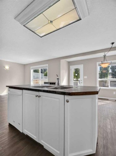 14 Wells Court, Leduc, AB - Indoor