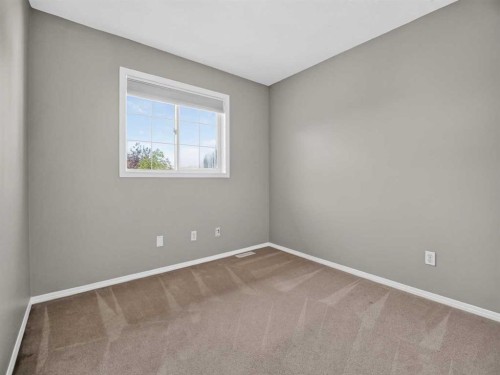 14 Wells Court, Leduc, AB - Indoor Photo Showing Other Room