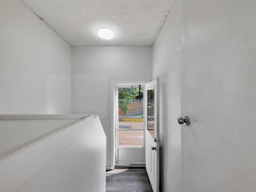 207 Deer Ridge Way Se, Calgary, AB - Indoor