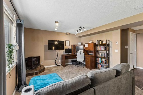 10-117 Bow Ridge Drive, Cochrane, AB - Indoor