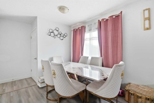 40 Penworth Place Se, Calgary, AB - Indoor Photo Showing Dining Room